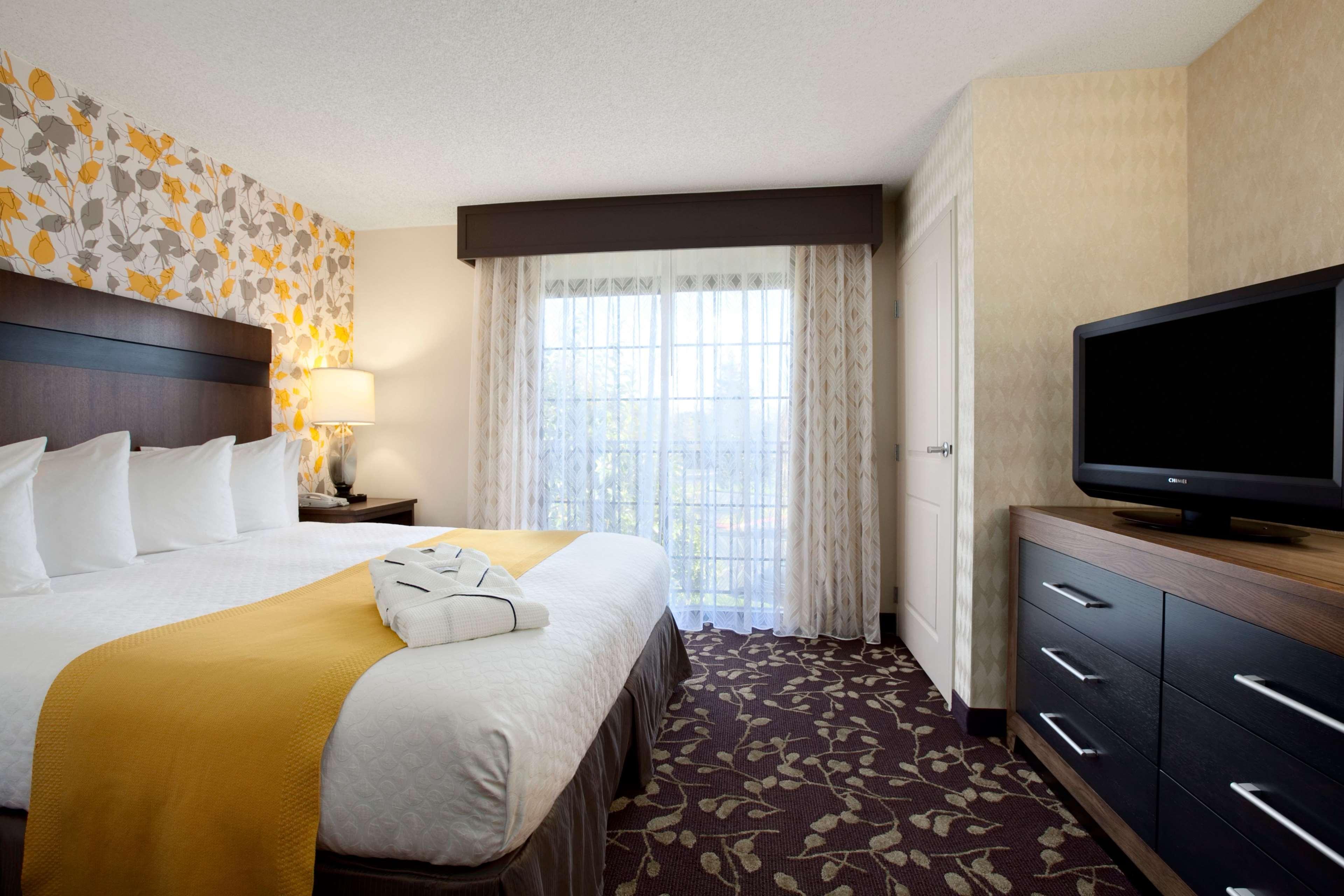 Embassy By Hilton Valley Hotel Napa