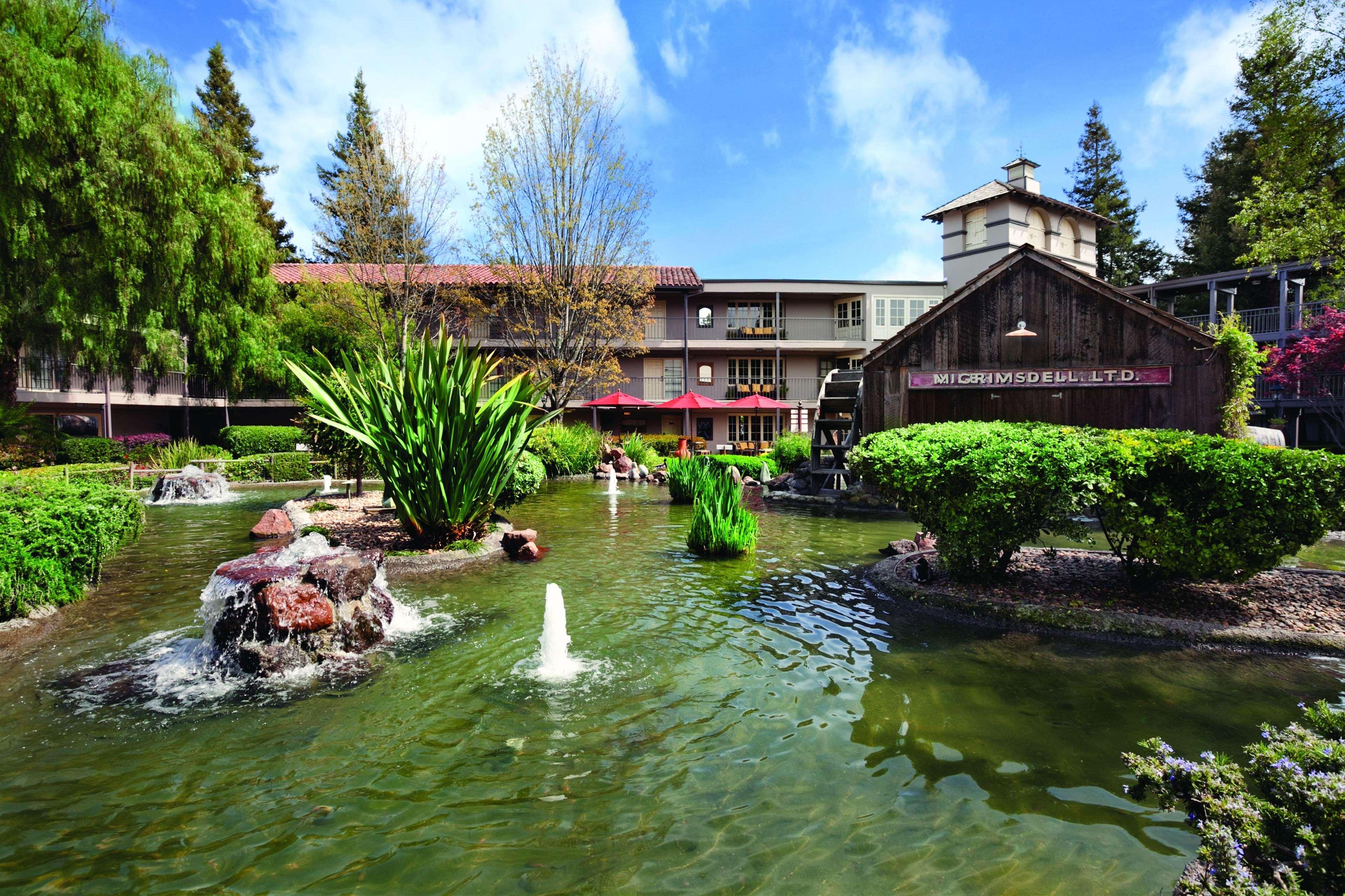 Hotel Embassy By Hilton Valley 4*