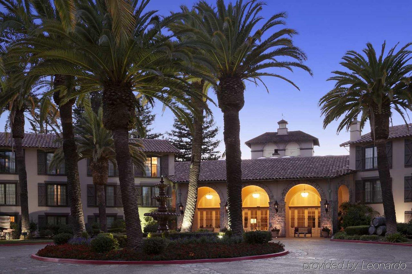 Hotel Embassy By Hilton Valley