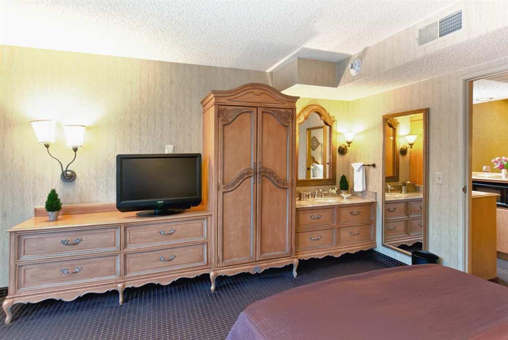 Hotel Embassy By Hilton Valley 4*