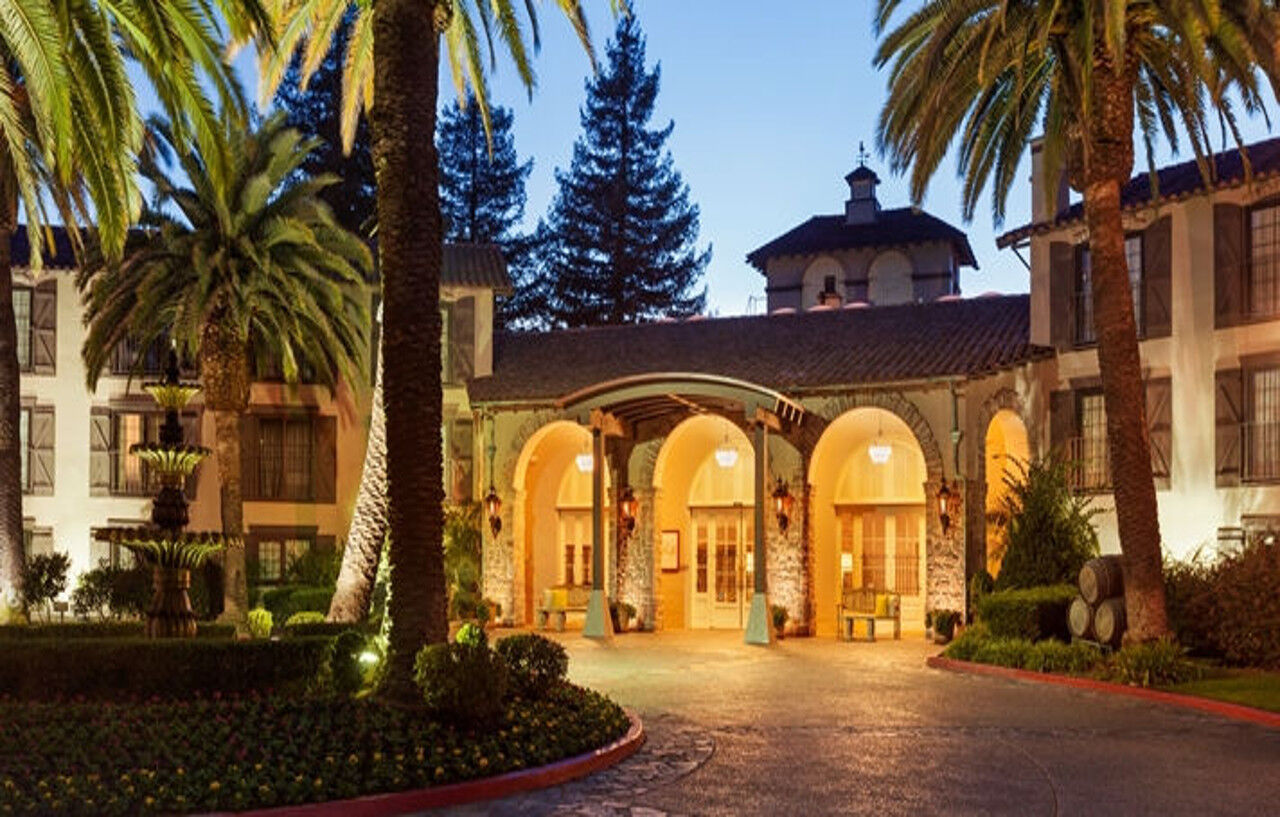 Embassy By Hilton Valley Hotel 4*